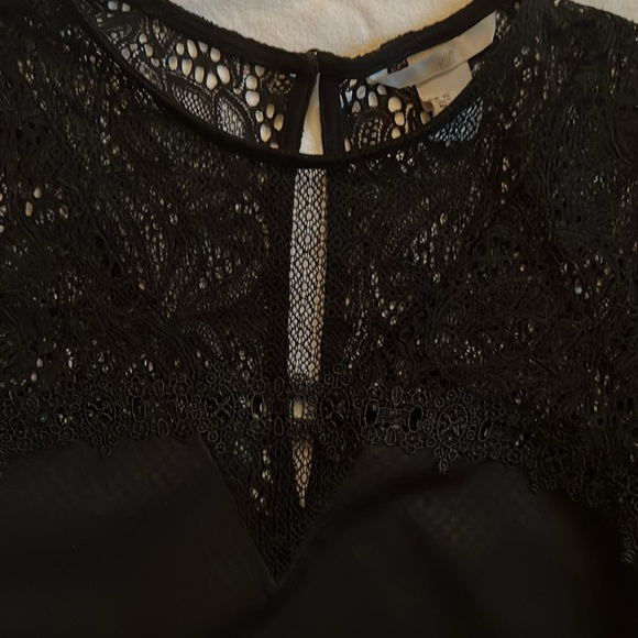 H&M - Picture 2 of 2